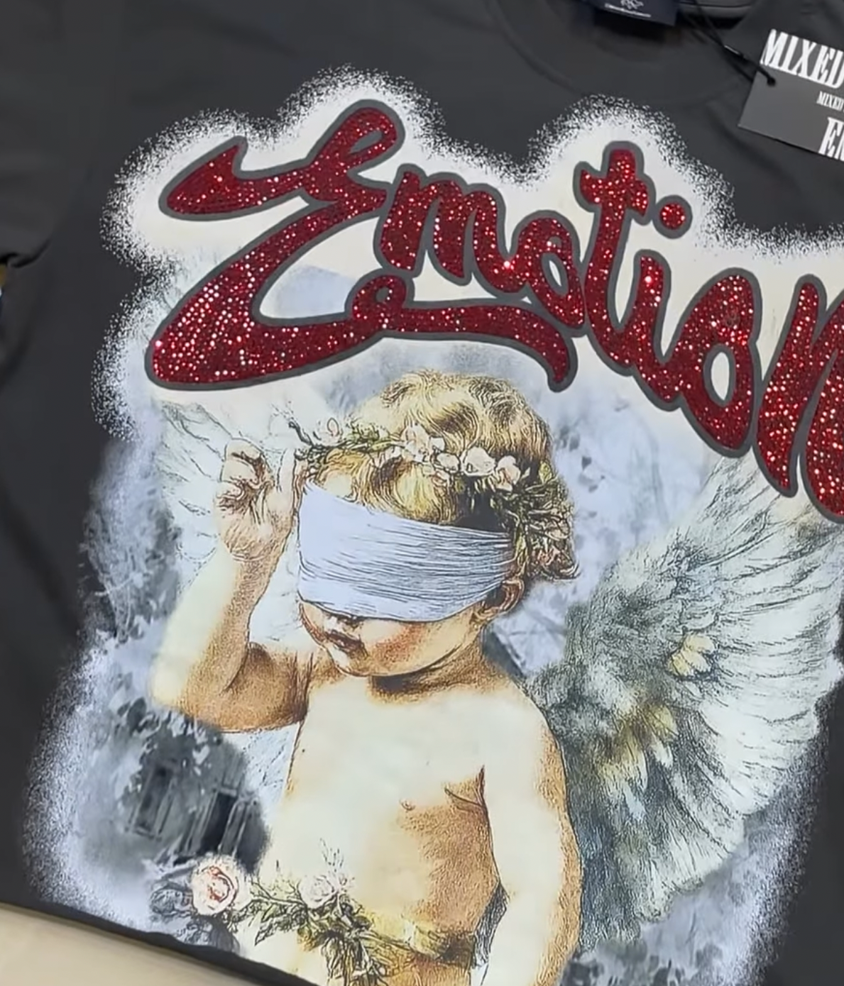 MIXED EMOTION CROPPED BLINDED ANGEL TEE BLACK