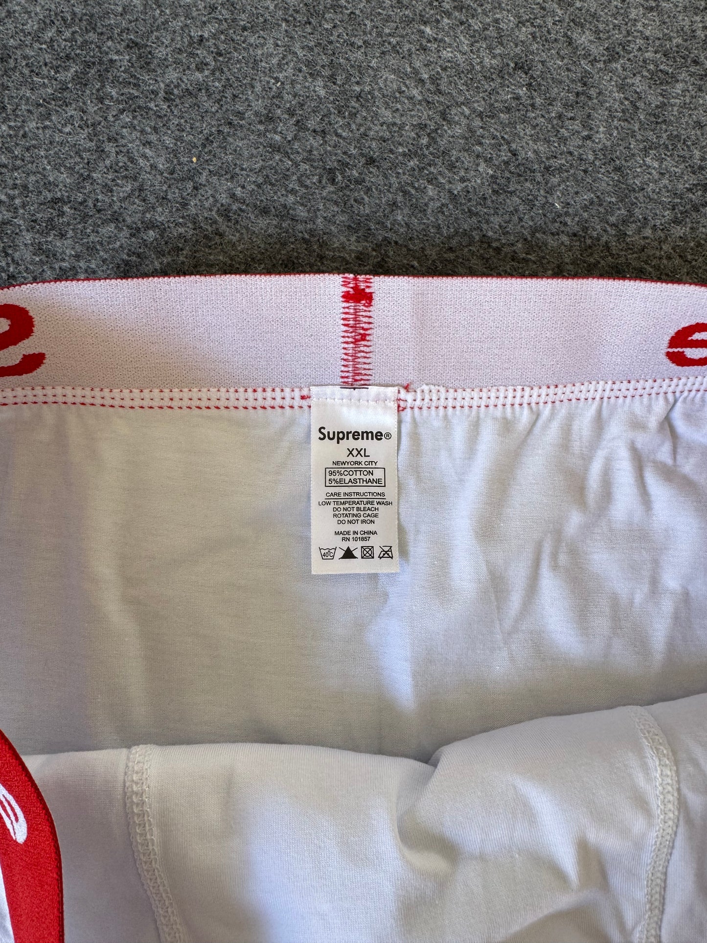 Underwear supreme white