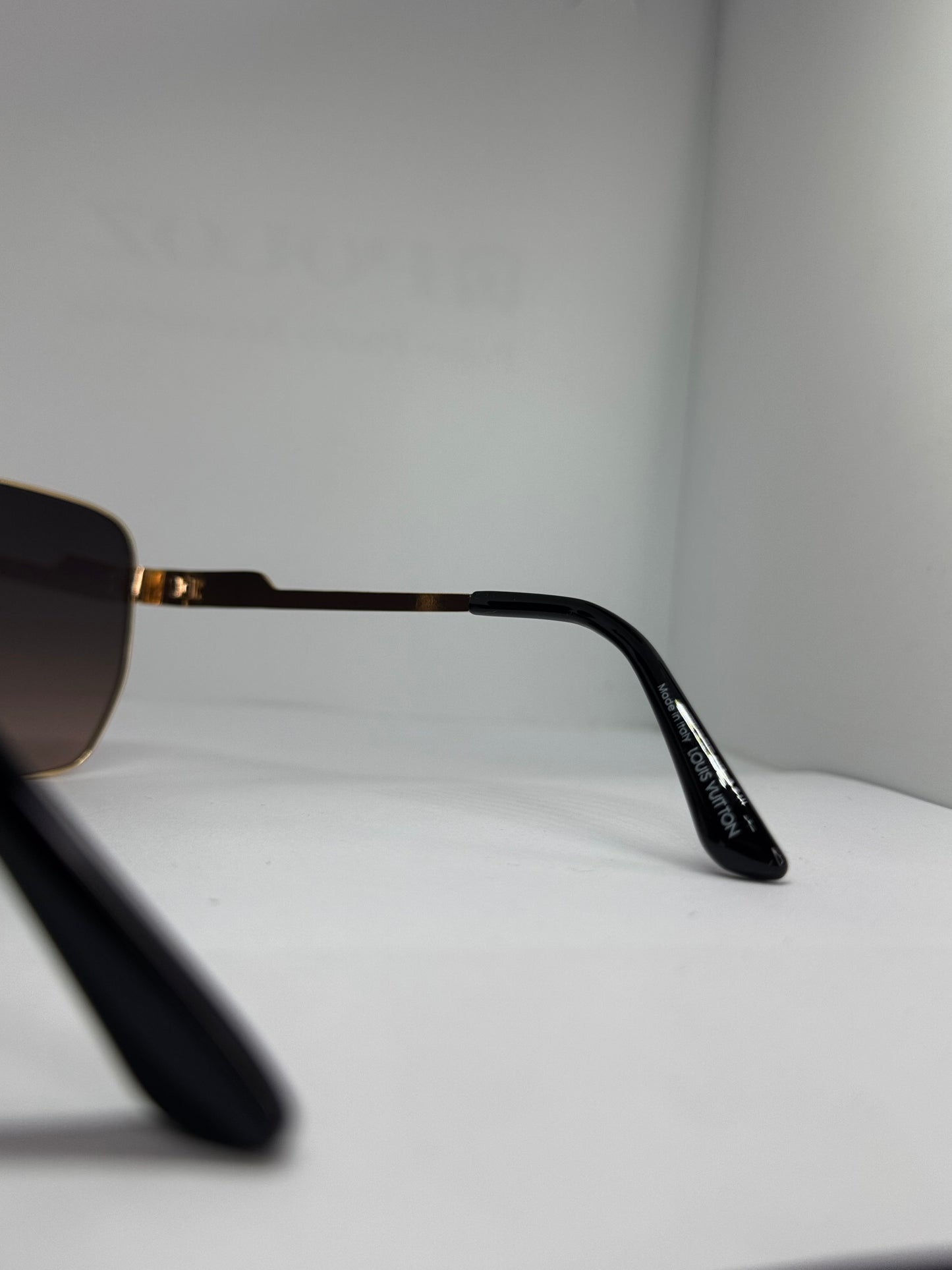 LV GLASSES