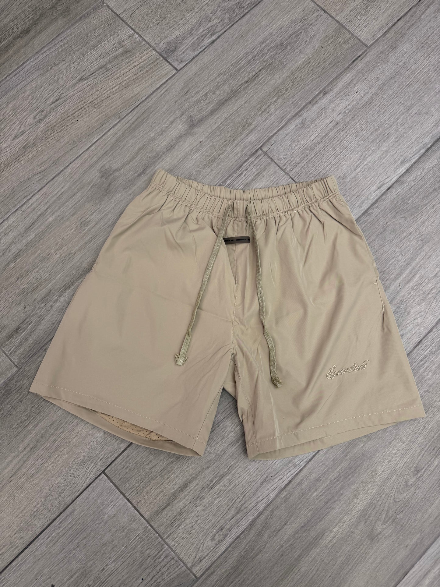 Essentials Fear Of God short sail