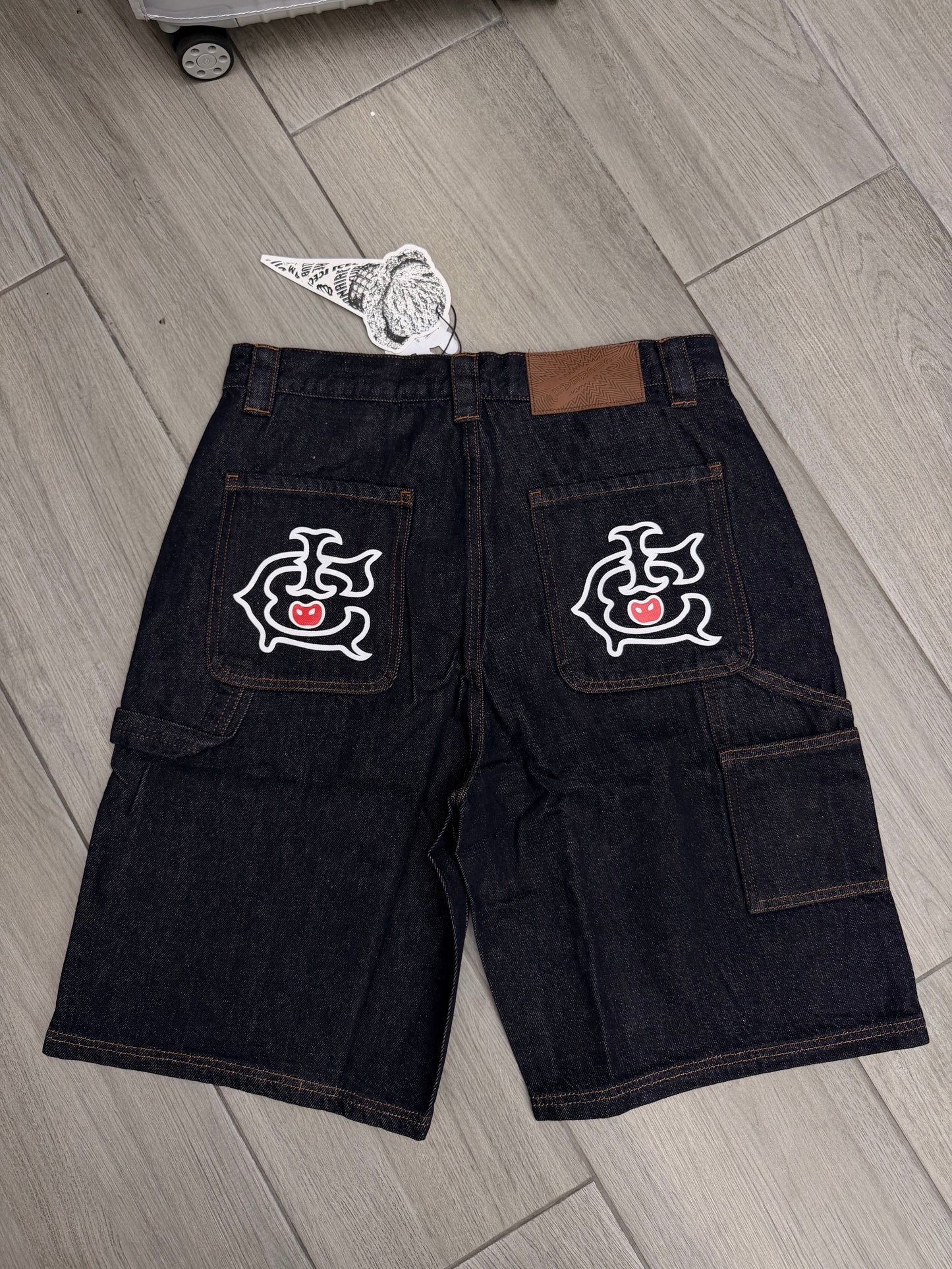 SELVEDGE RUNNING DOG DENIM CARPENTER SHORT D065