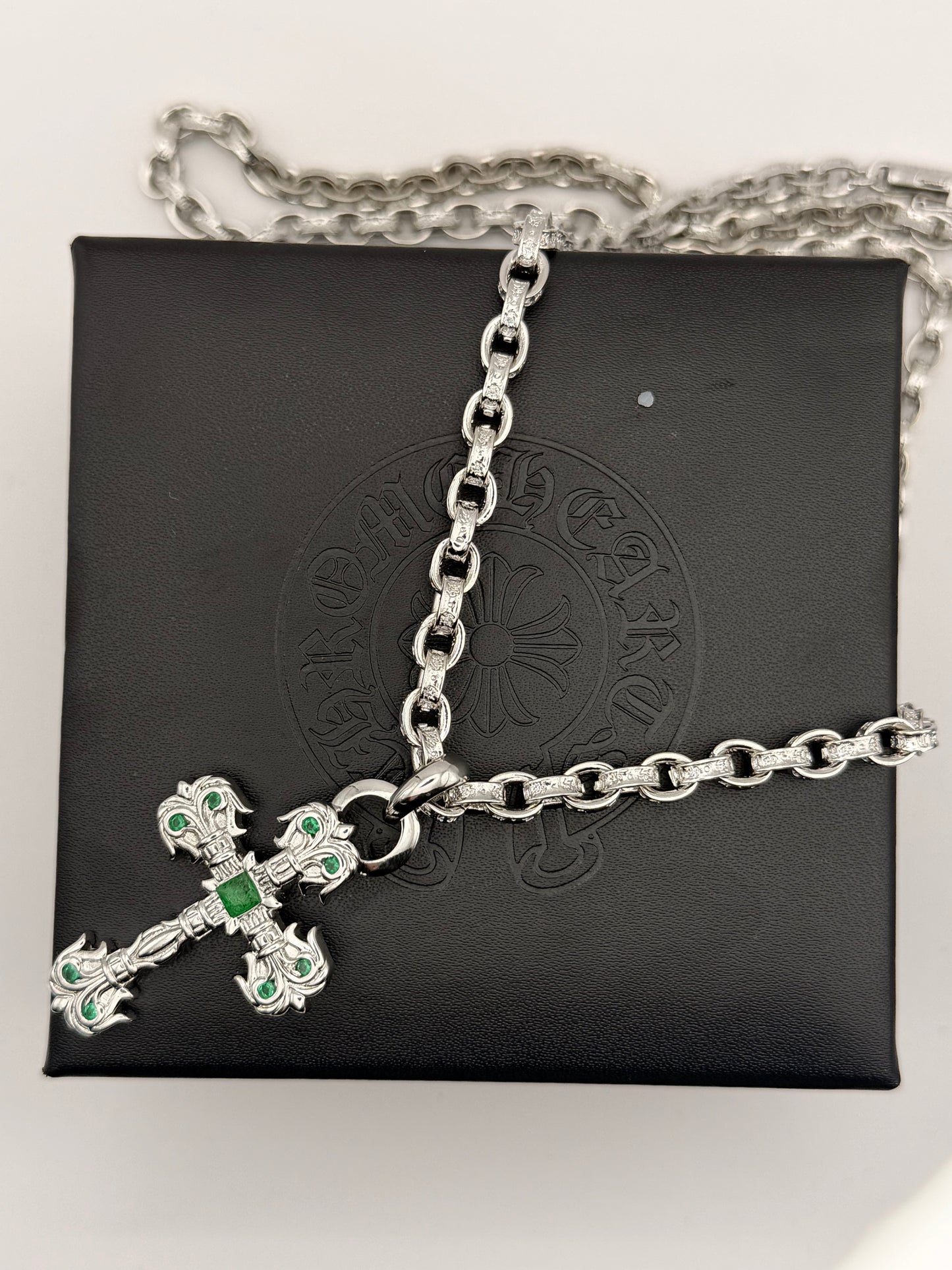 Chromehearts Royal Emerald Cross Chain 60 cm plata 925