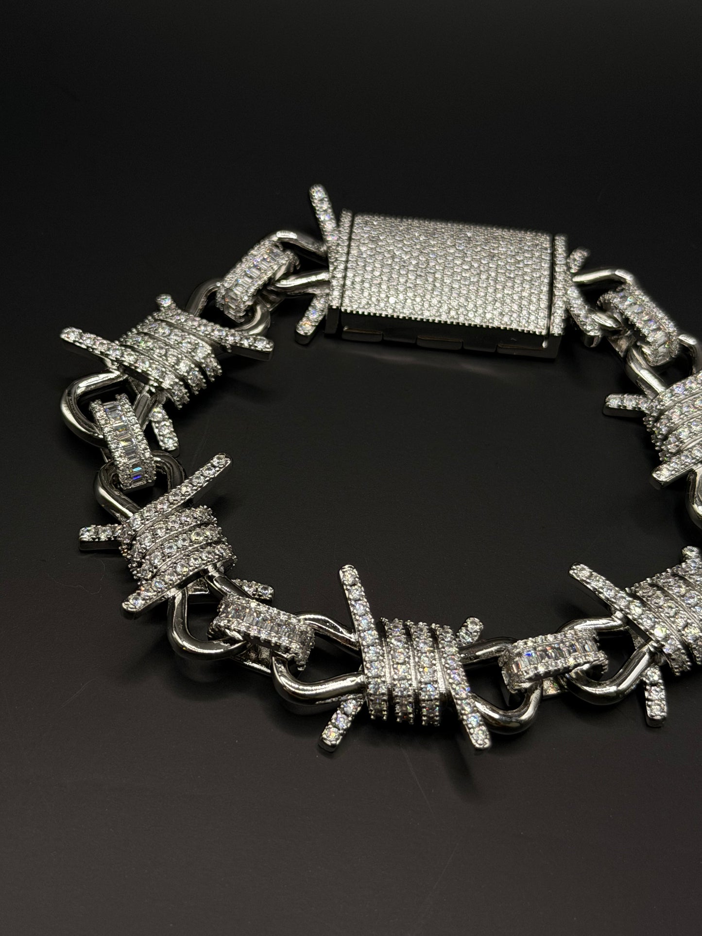 Crown Wire Bracelet