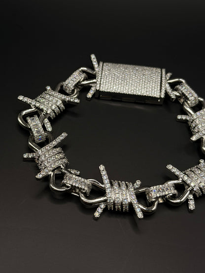 Crown Wire Bracelet