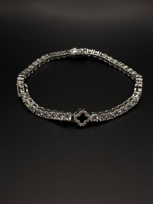 Four Leaf Clover Bracelet Silver