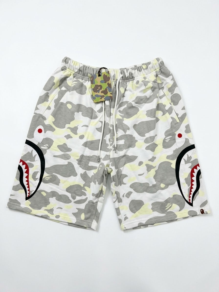 BAPE WHITE SHORT