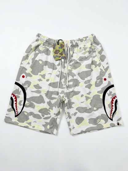 BAPE WHITE SHORT