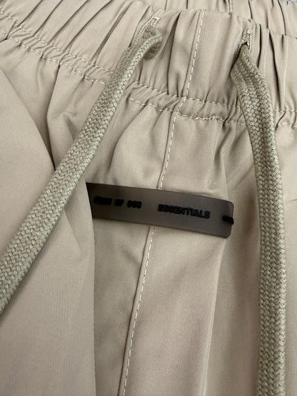 Essentials Fear Of God short sail