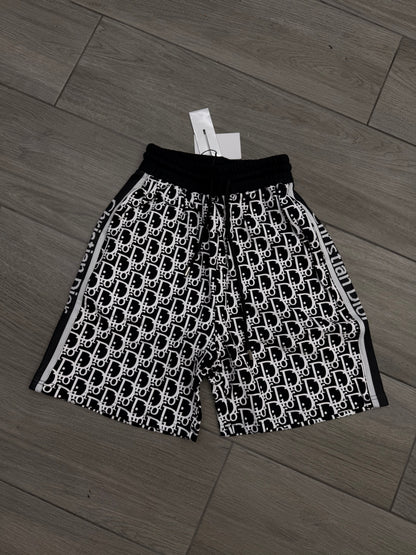 CHRISTIAN DIOR SHORT BLACK