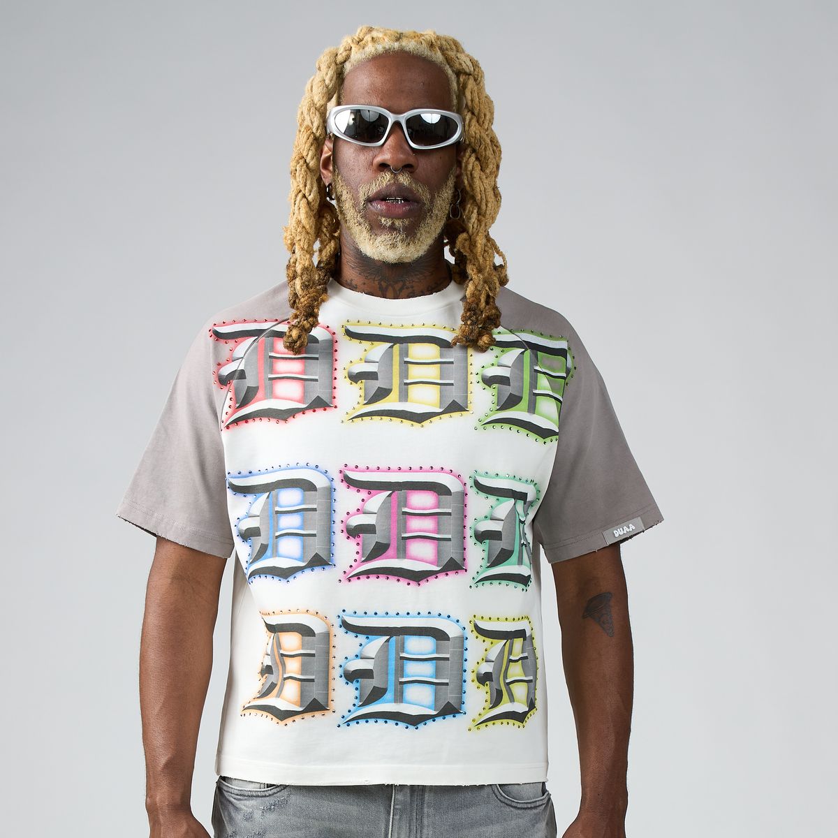 DUAA GRID WHITE TSHIRT