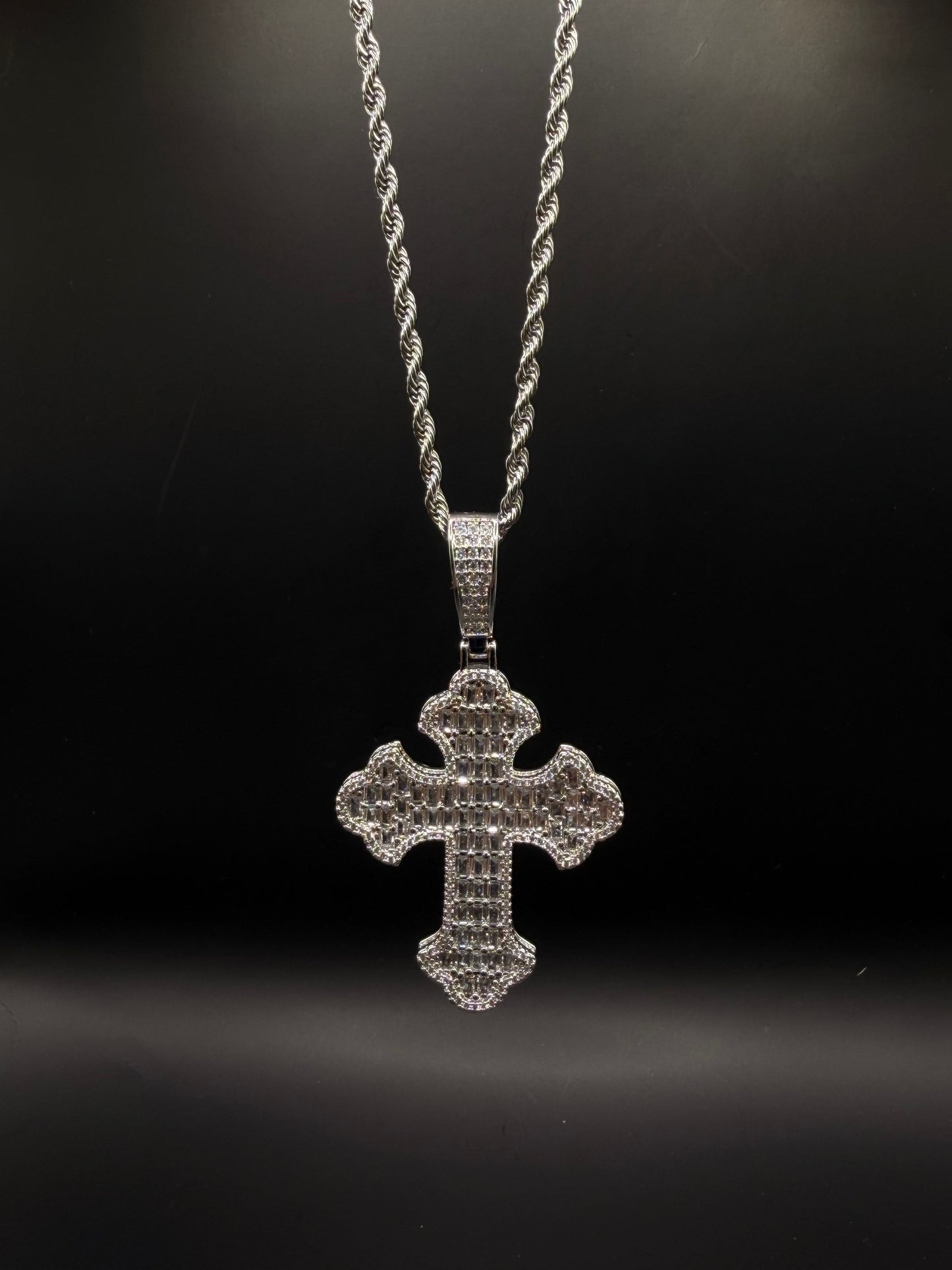 Necklace Diamond Cross Silver