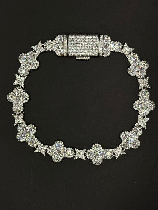 Luxe Clover Bracelet
