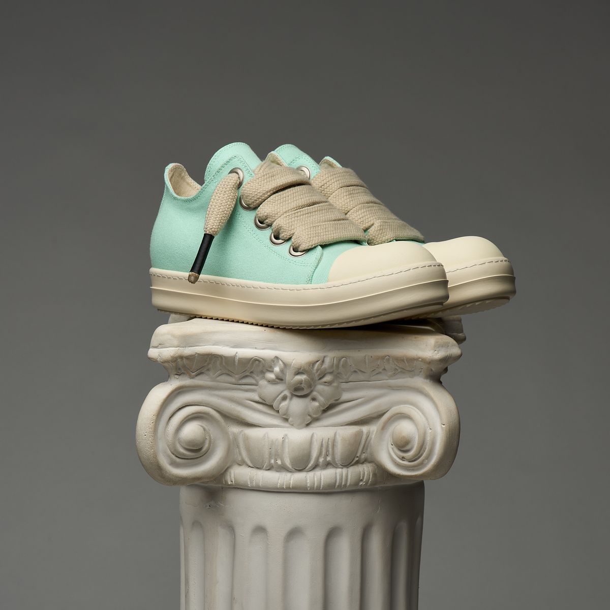 DUAA DIAMOND MINT SHOE