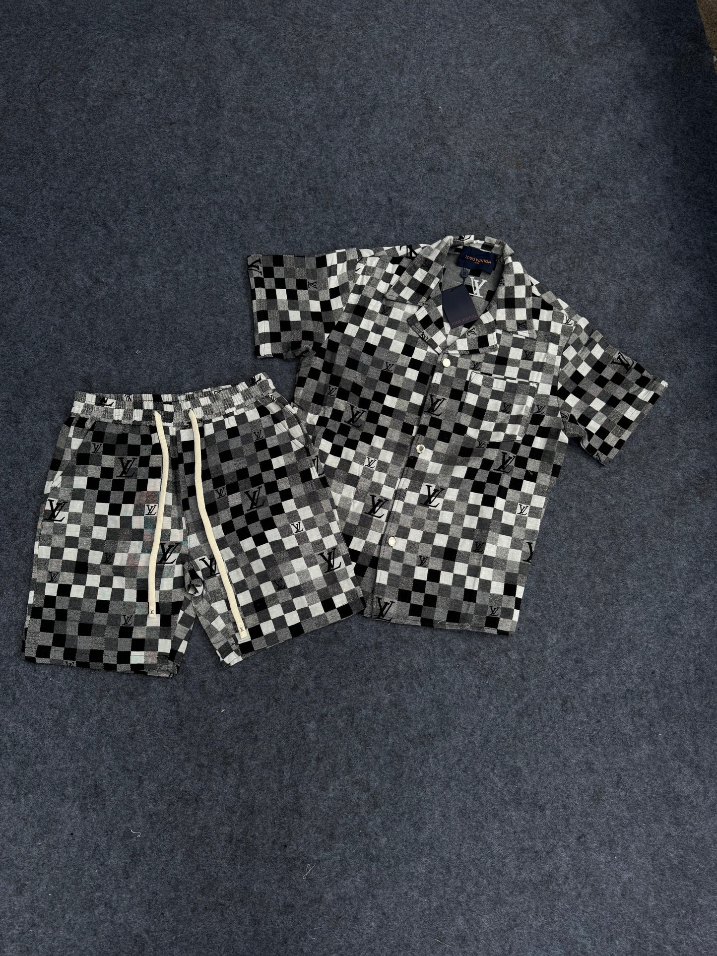 CONJUNTO LV NEGRO