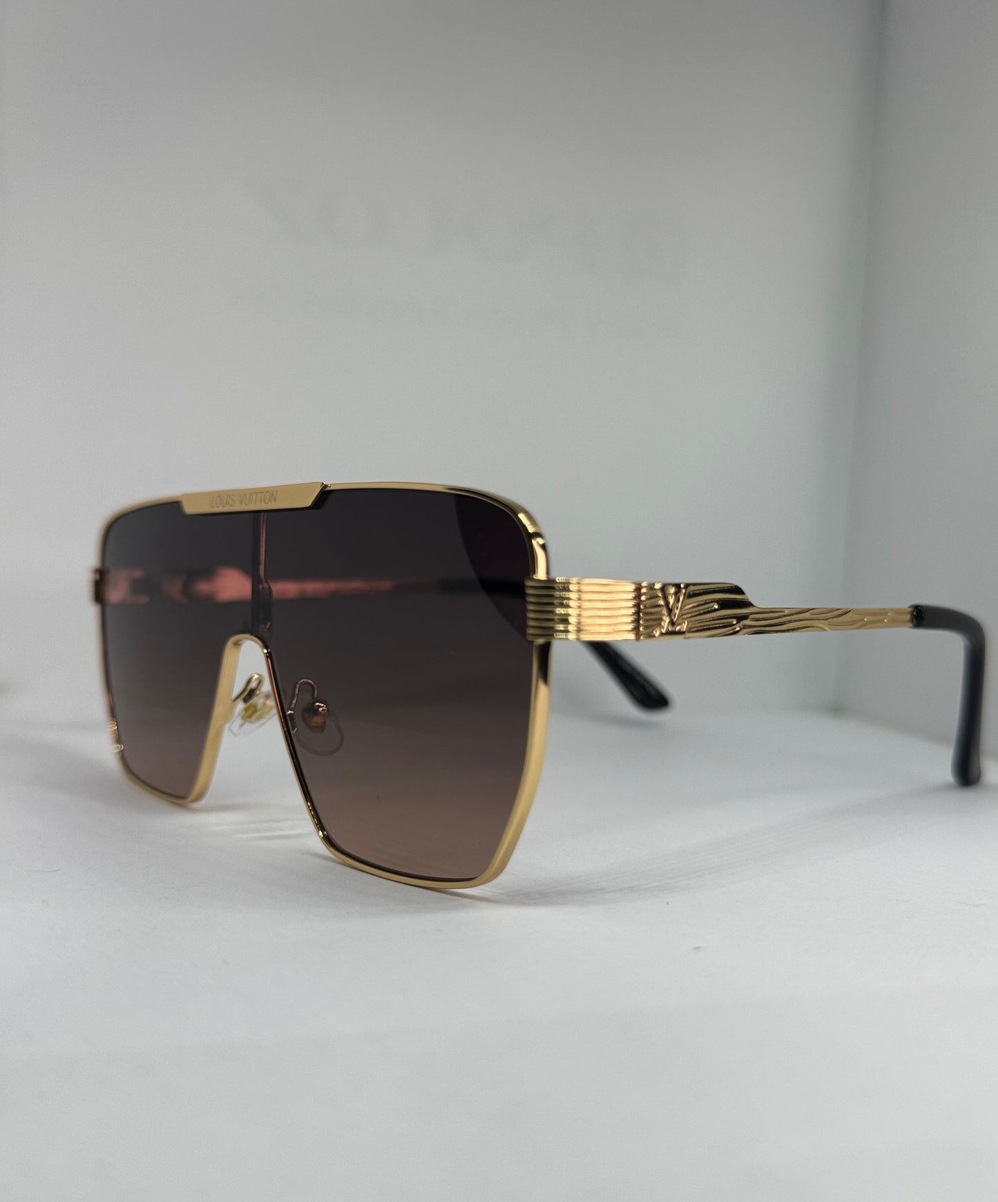 LV GLASSES