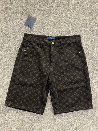 Louis Vuitton Short Black monogram