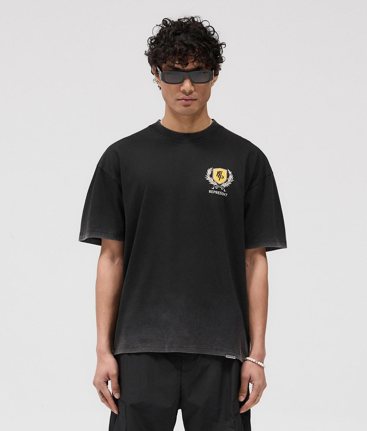 Represent Crest blackT-Shirt
