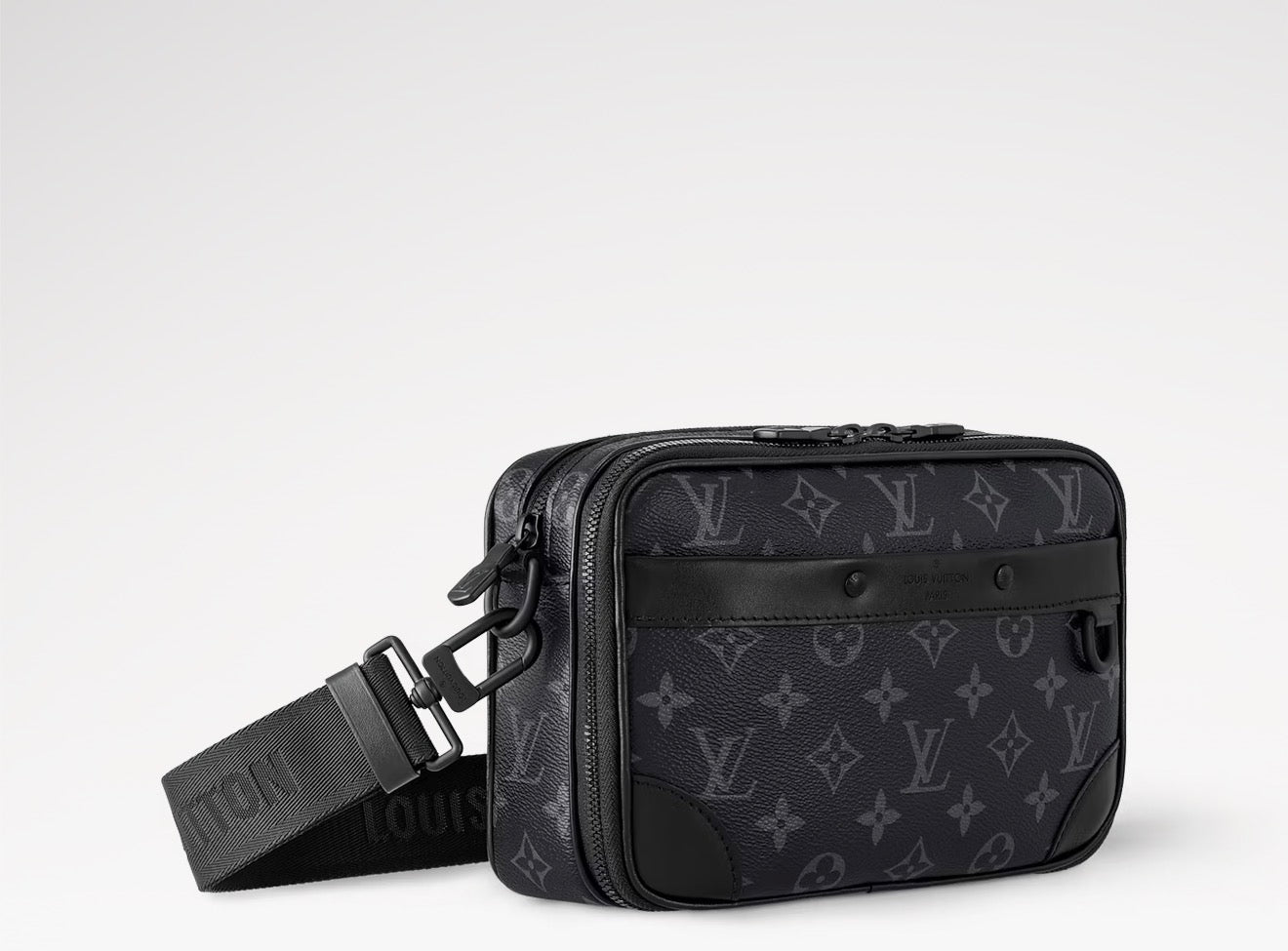LOUIS VUITTON Alpha Messenger