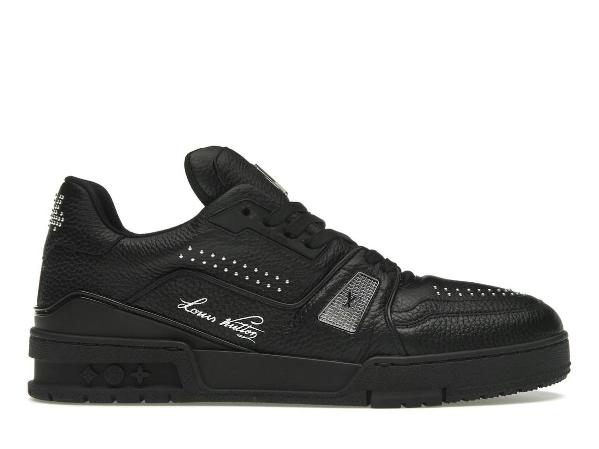 LOUIS VUITTON || LV Trainer Low-Top Sneakers – Black Pebbled Leather with Silver Accents