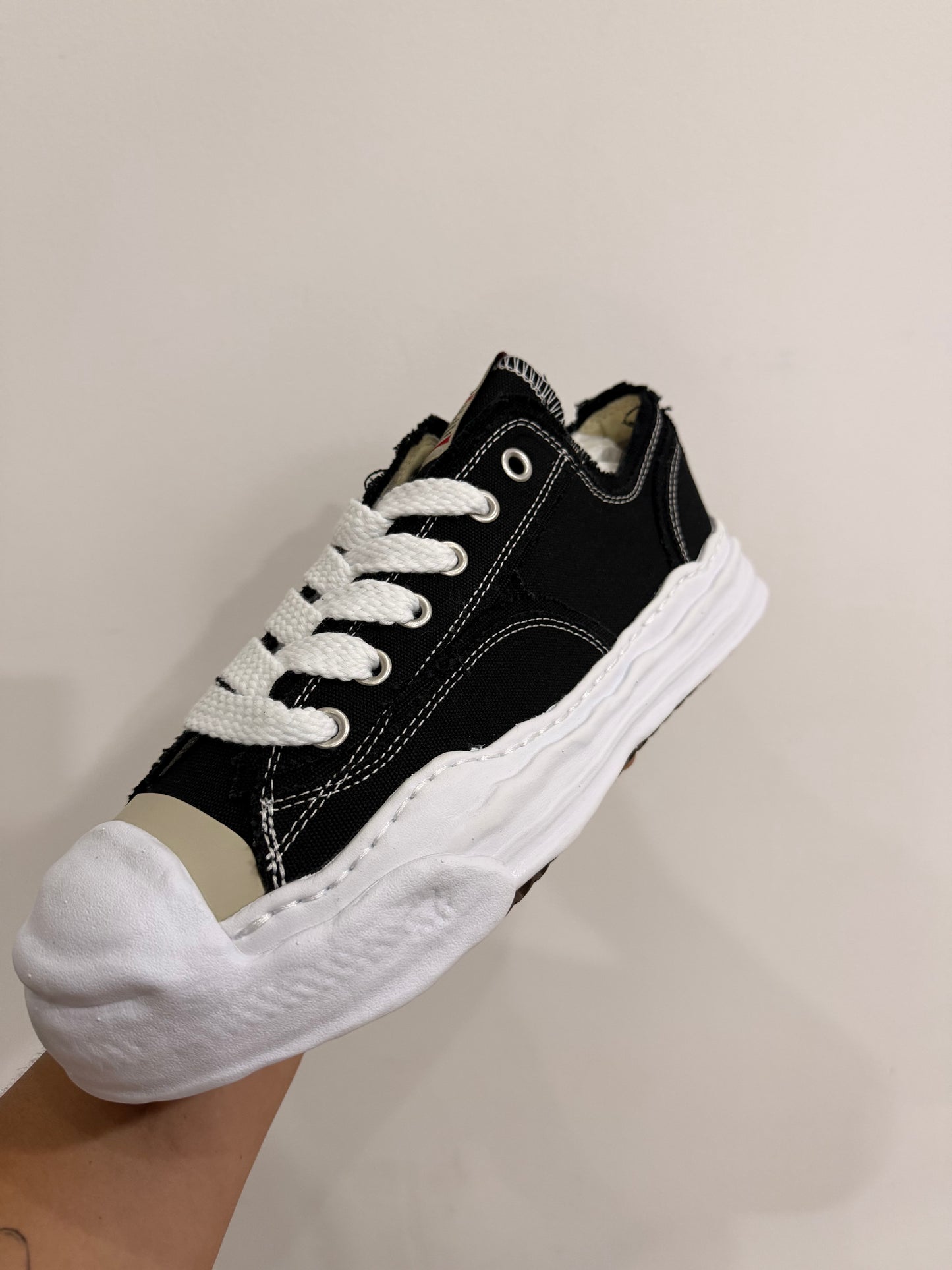 MAISON MIHARA YASUHIRO lace-up low-top sneakers