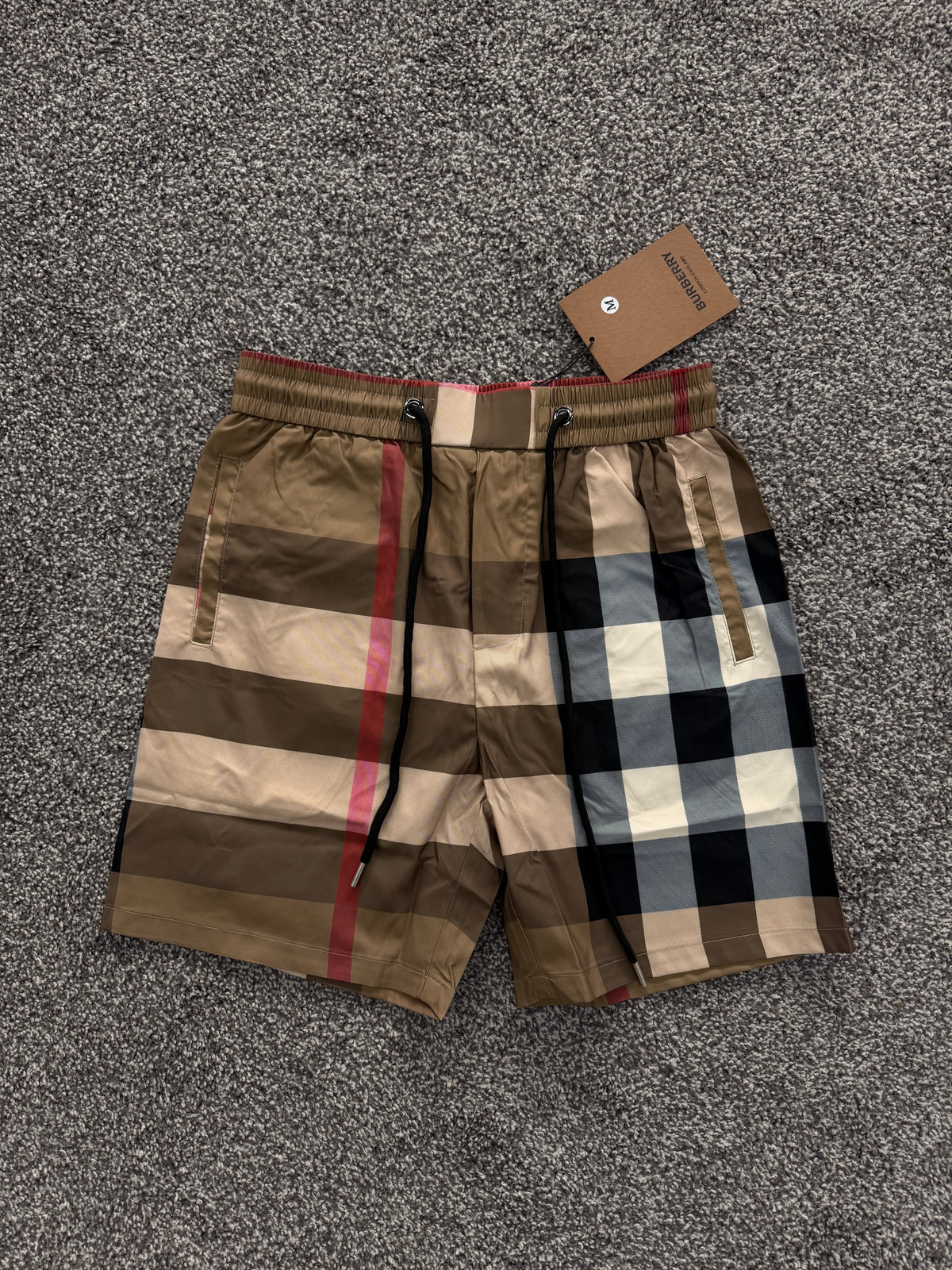 Short Burberry colors
