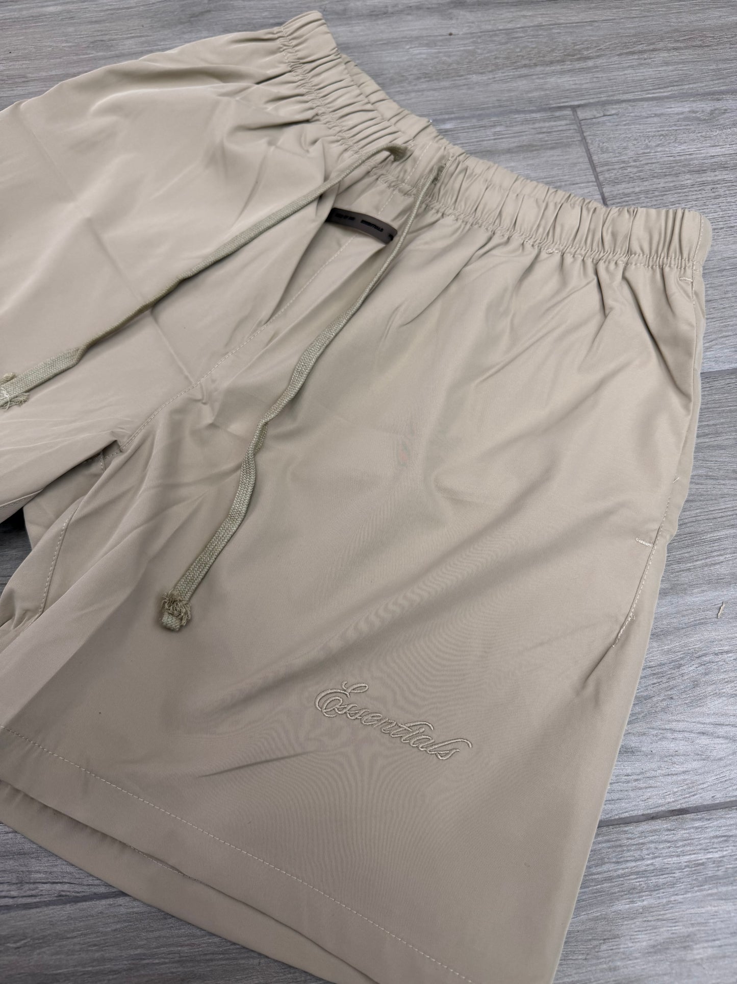 Essentials Fear Of God short sail