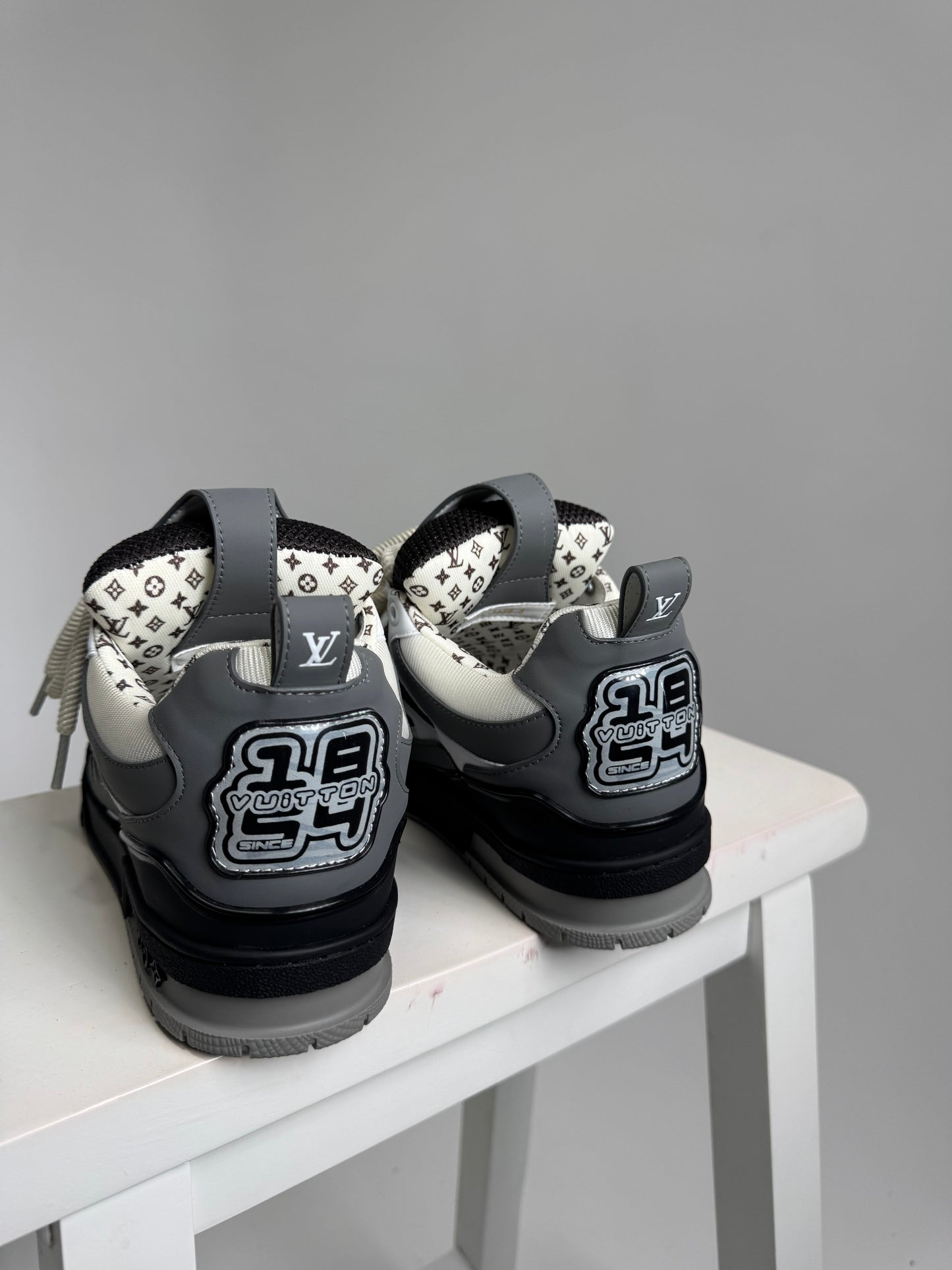 LOUIS VUITTON SKATE SNEAKER