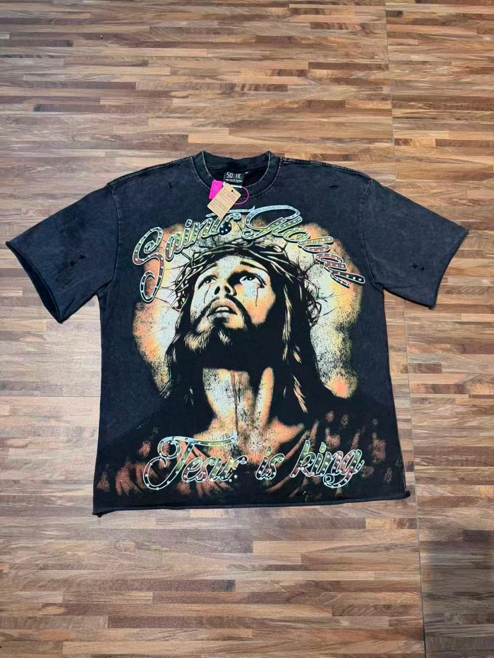SAINT JESUS CROWN TEE
