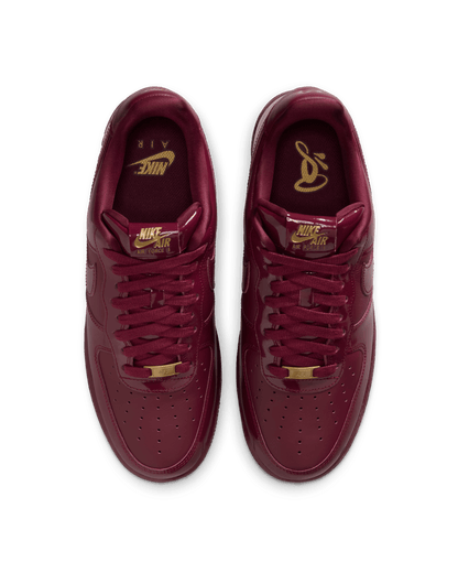 Air Force 1 '07 x Syna
Dark Beetroot and Red Oxide