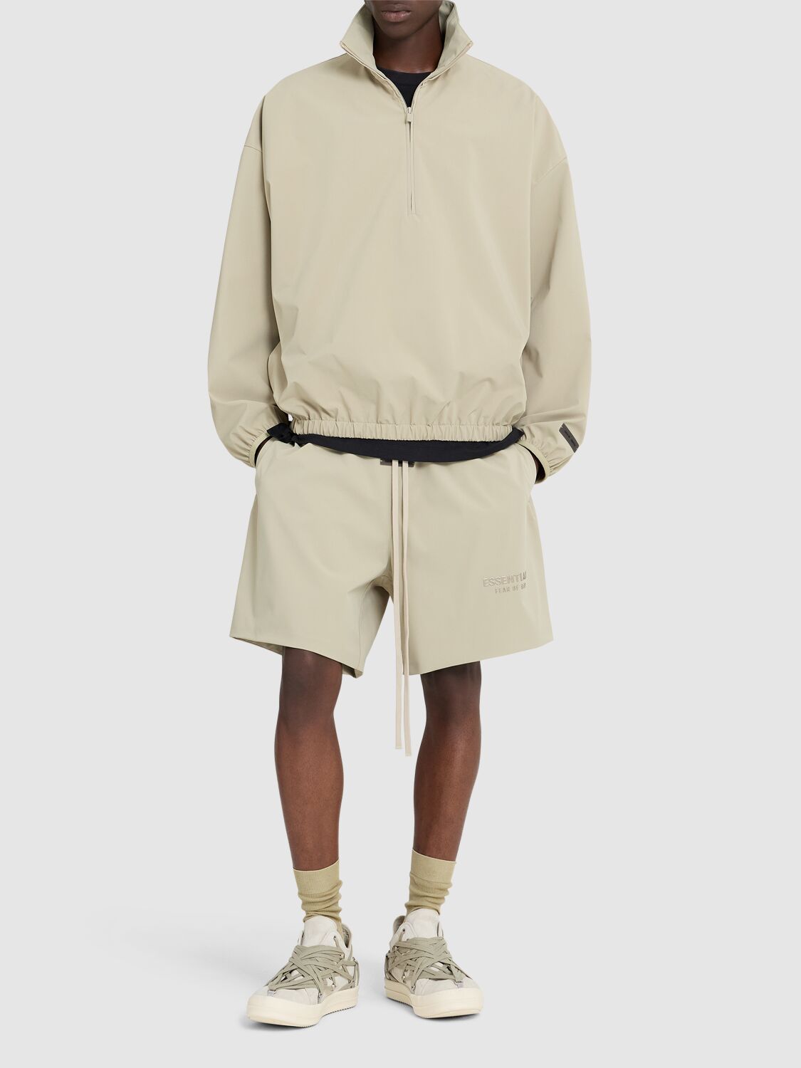 ESSENTIAL FEAR OF GOD SHORT