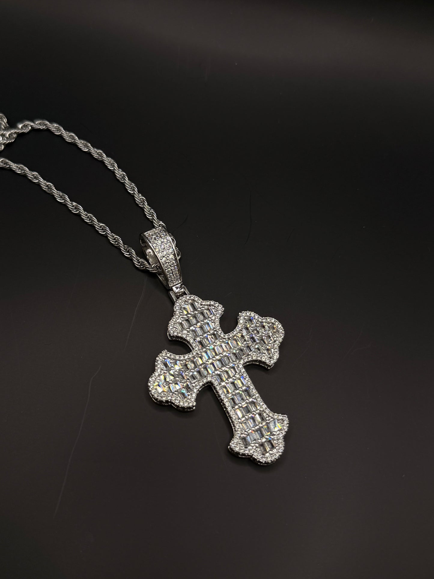 Necklace Diamond Cross Silver