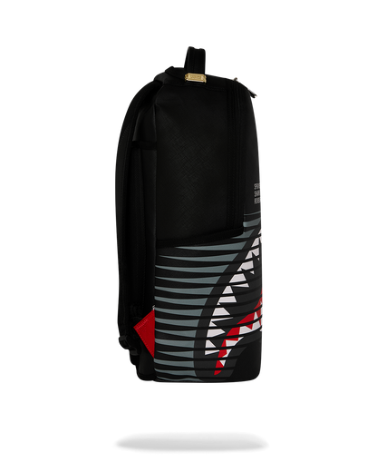 SHARK CENTRAL FLOW SPRAYGROUND