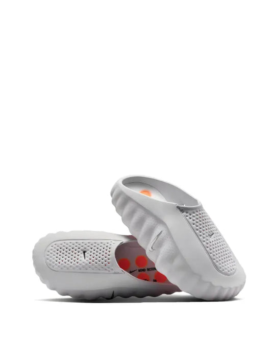 SNEAKERS – KITSUNE HYPE DEPT