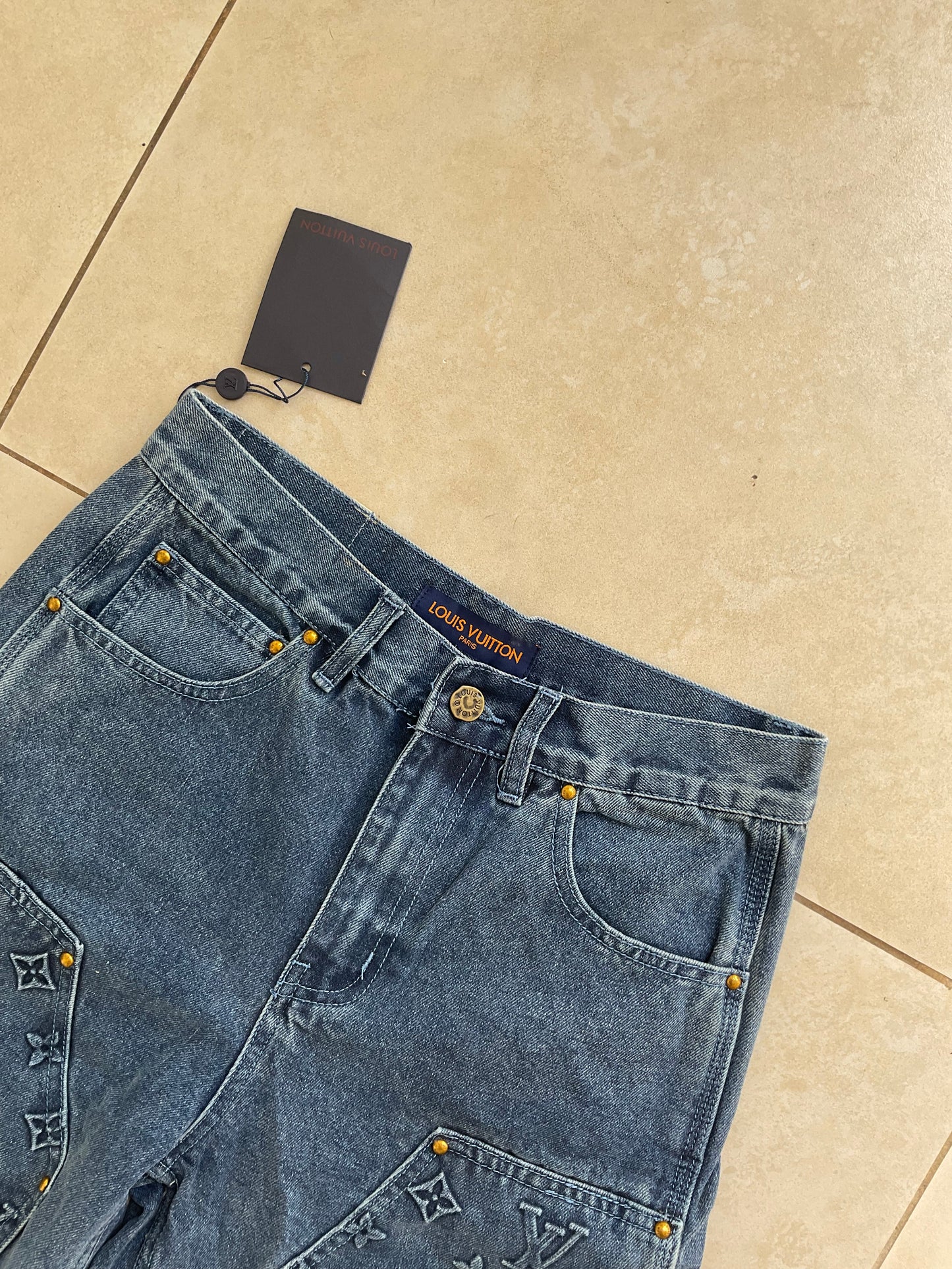 SHORT DENIM CARPENTER LOUIS VUITTON