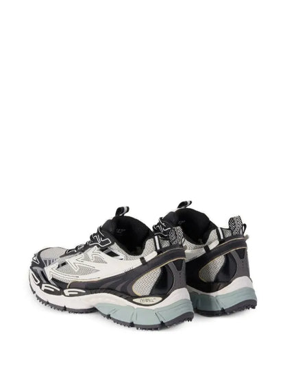 OFF WHITE BE RIGHT BACK