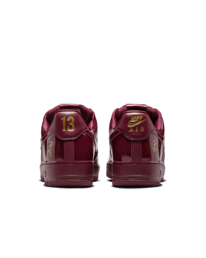 Air Force 1 '07 x Syna
Dark Beetroot and Red Oxide