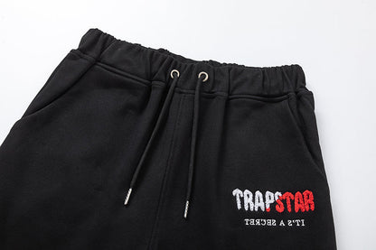 SHORT TRAPSTAR ITS A SECRET