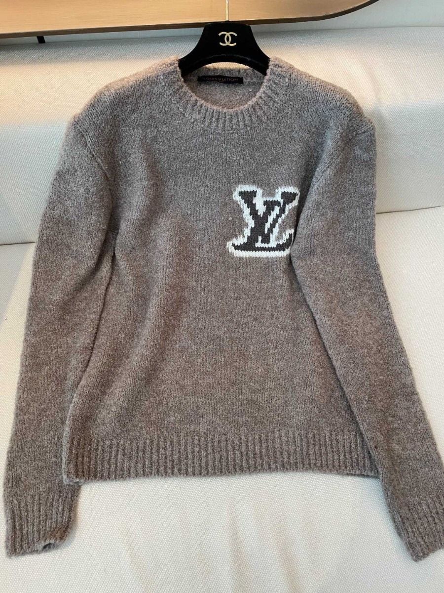 LOUIS VUITTON CREWNECK GRAY