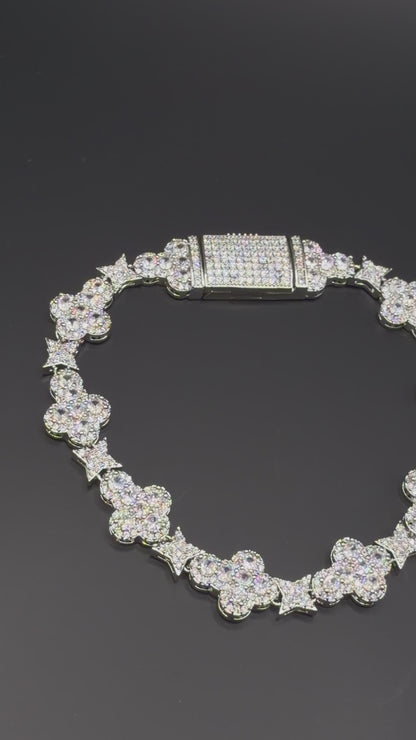 Luxe Clover Bracelet