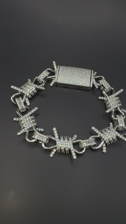 Crown Wire Bracelet